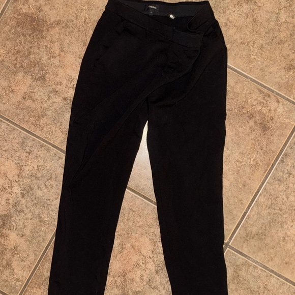 Theory Thaniel K Rave 2 cropped black pants slim size 0 - Picture 8 of 8